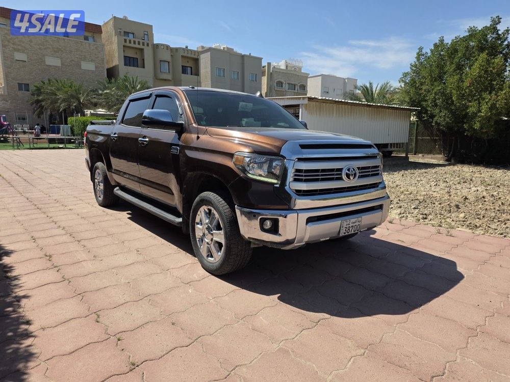 للبيع وانيت تويوتا تندرا6