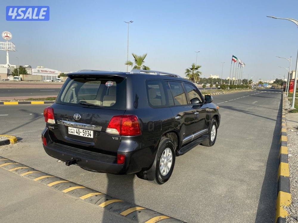 الساير _ 8 سلندر _ 20142