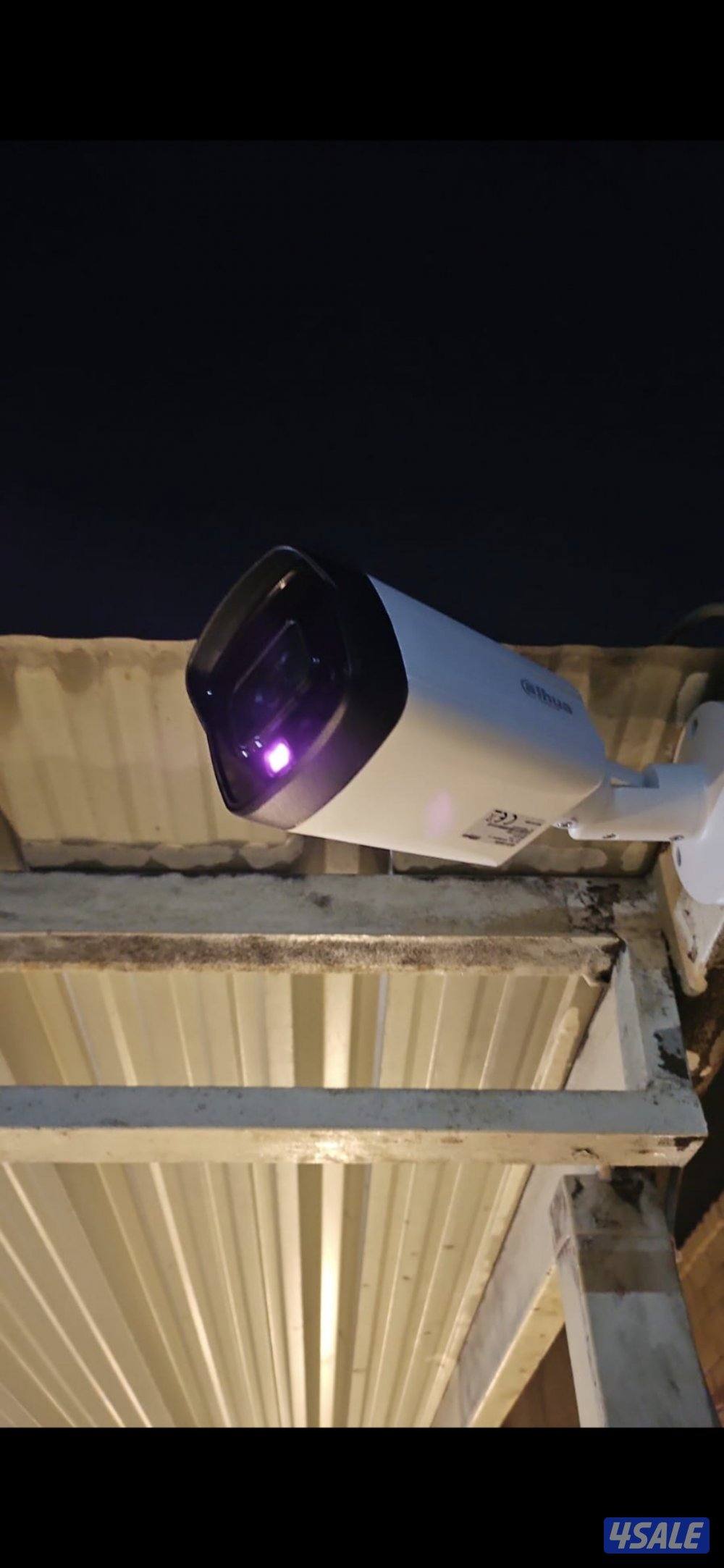 عروض كاميرات تتبع ذكي خاصية تتبع حركة الأشخاص صوت وصوره سبيكرمايك سنسر12