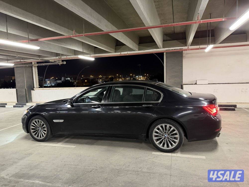 السلام عليكم للبيع بي ام6