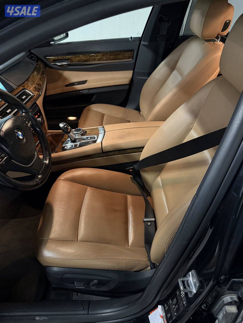 السلام عليكم للبيع بي ام9