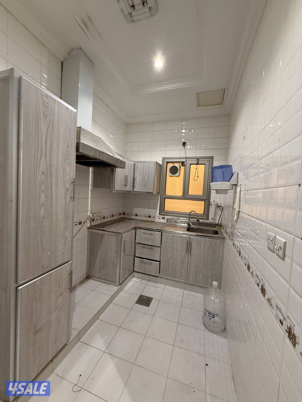 للايجار شقة فهد الاحمد 3 غرف وحدة ماستر2