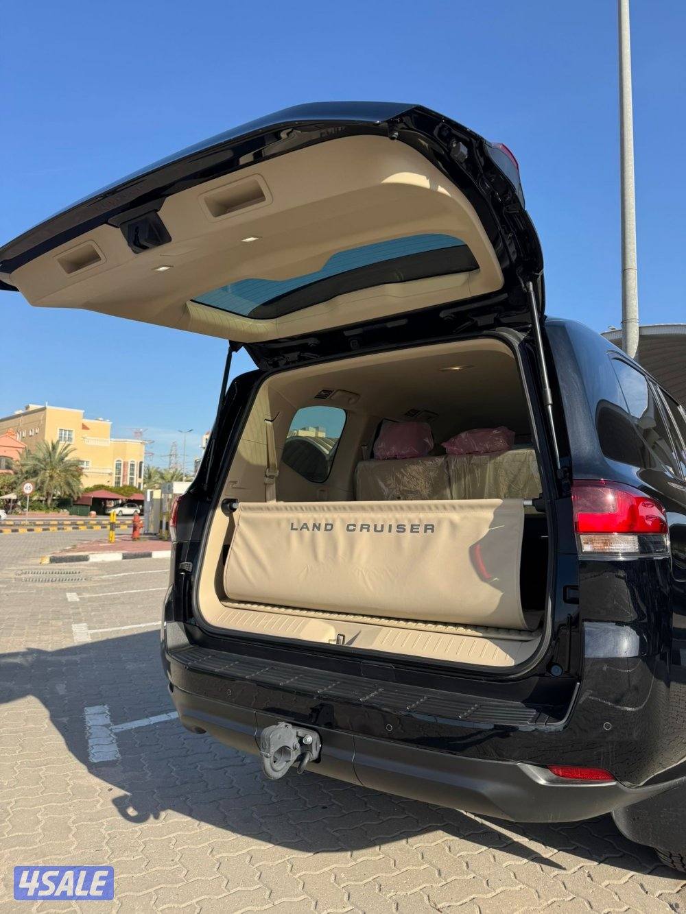 للبيع لاندكروزر GX 202514