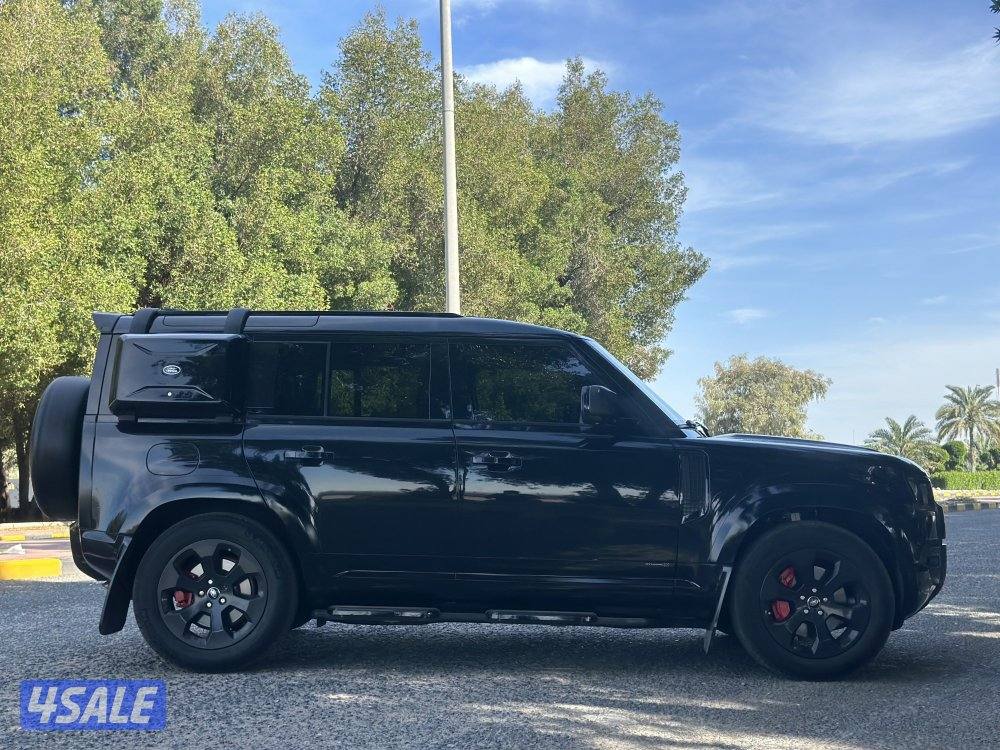 ديفندر اكس داينمك 110 شاشه كبيره 6 سلندر2