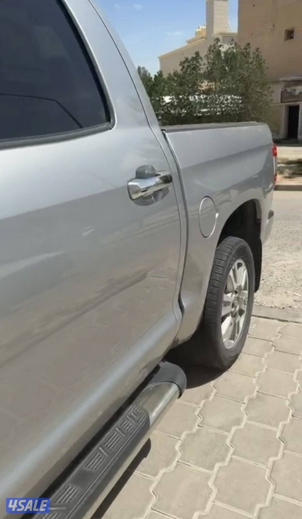 تندرا 2014 صبغ الوكاله بلاتينيوم وارد امريكا الموتر نظيف1