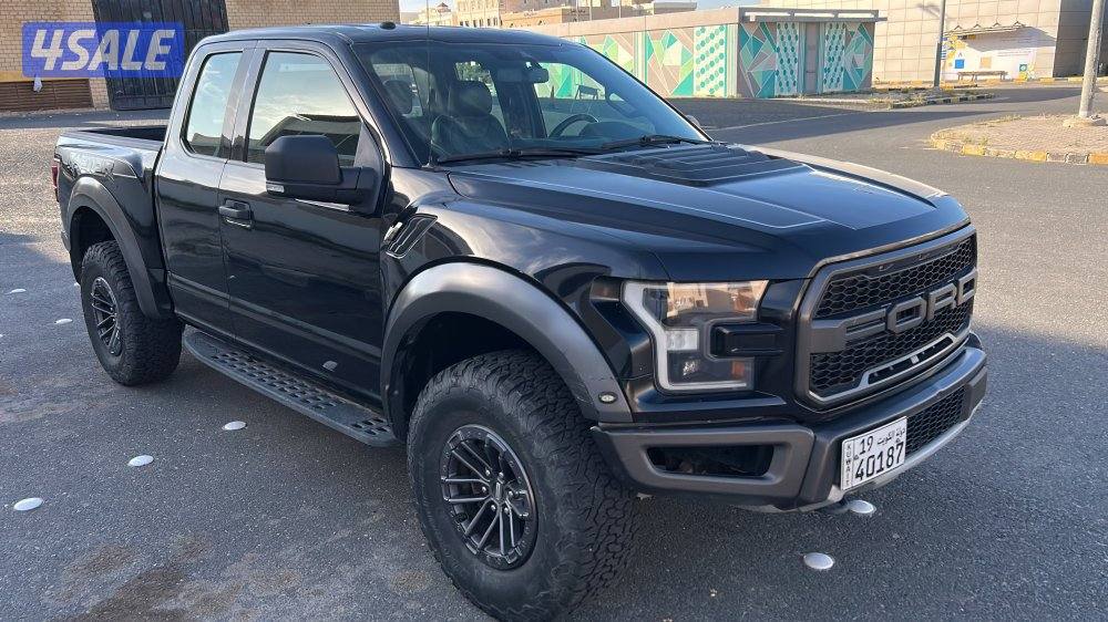 اللون اسود -أوتوماتيكي -ممتاز لايوجد عيب -موديل 20202