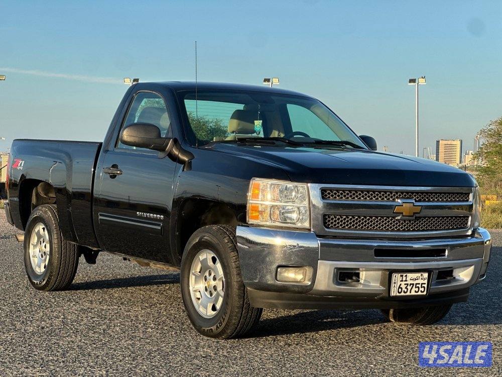 للبيع سلفرادو Z71 دبل جير وارد الوكالة الغانم0