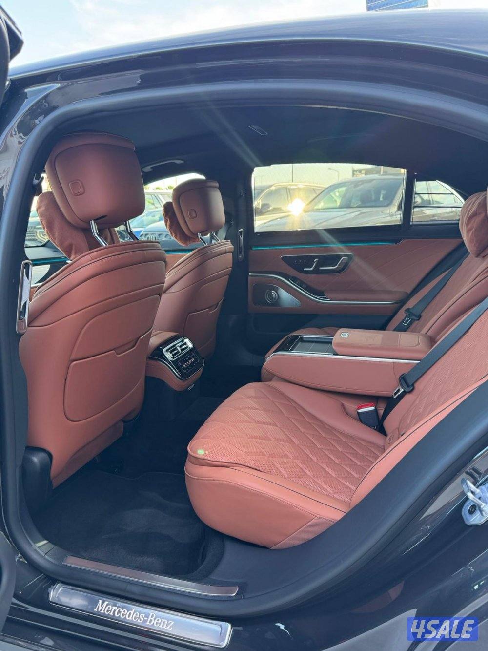 Mercedes-Benz S500 4MATIC10