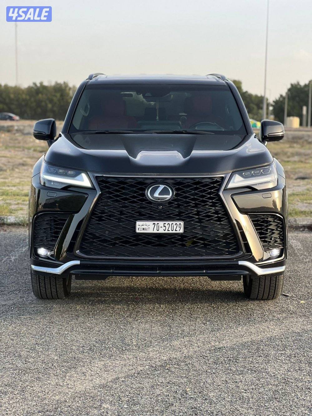 ٢٠٢٣ سبورت اعلى درجه اسود من داخل احمر بحاله وكاله5