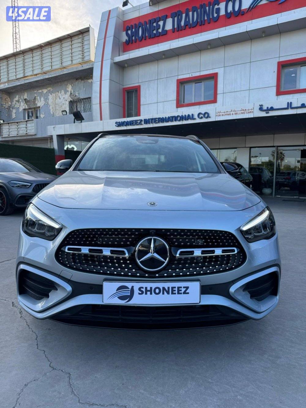 Mercedes-Benz GLA2001