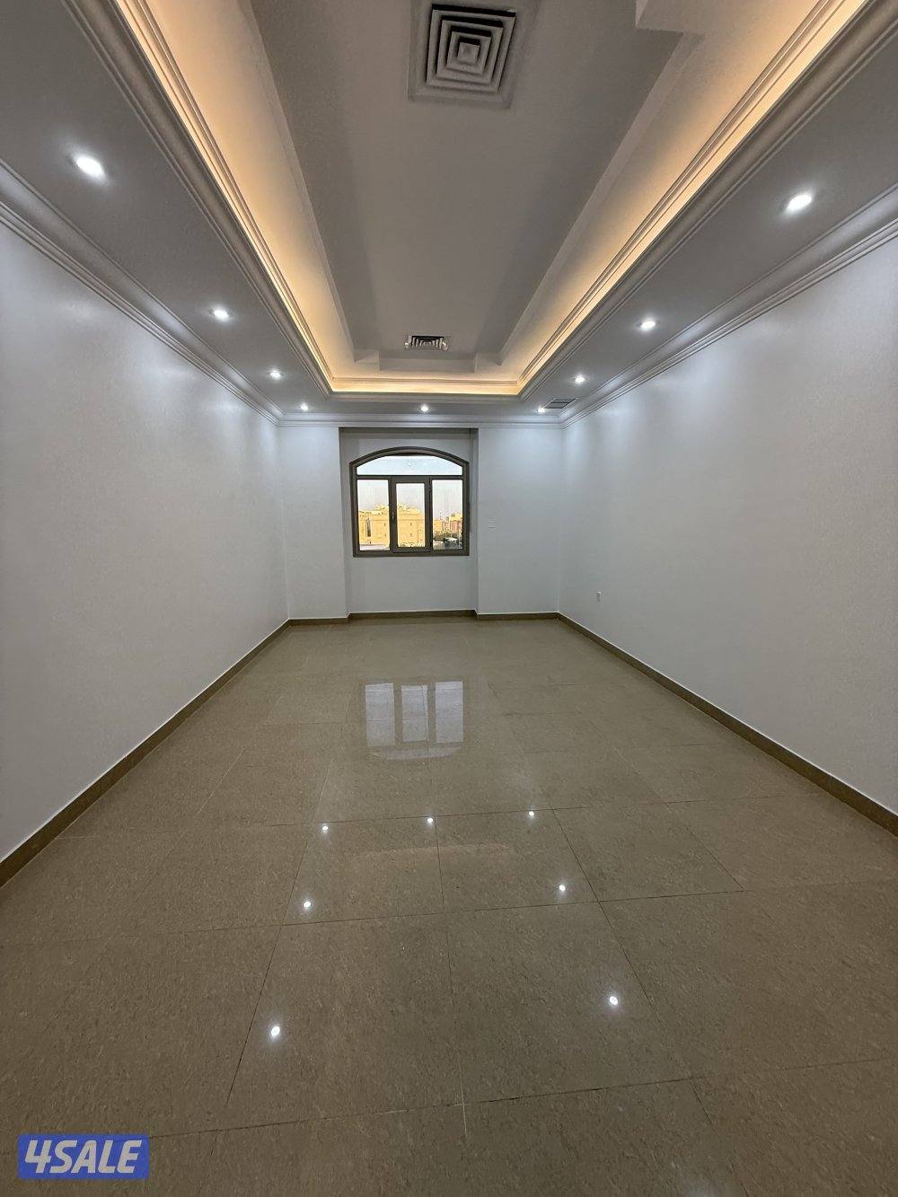 شقة للايجار فهد الاحمد ق4 3 غرف وصالة وغرفة خ1