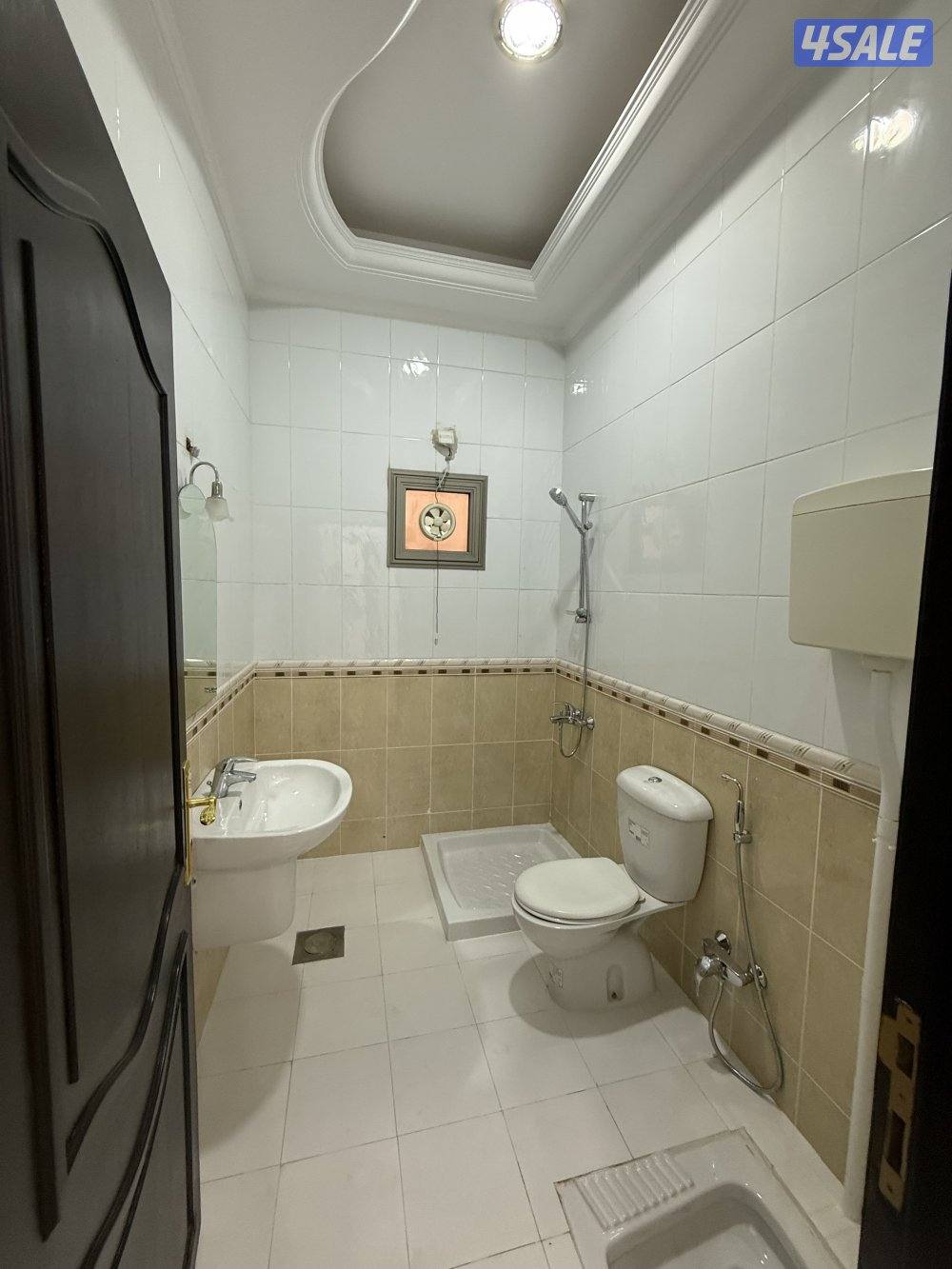 شقة للايجار فهد الاحمد ق4 3 غرف وصالة وغرفة خ6