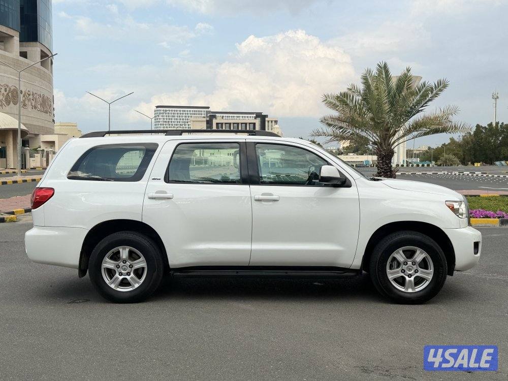 جيب سكويا 4*4 صبغ وكاله شرط بل كامل ماشي 2165