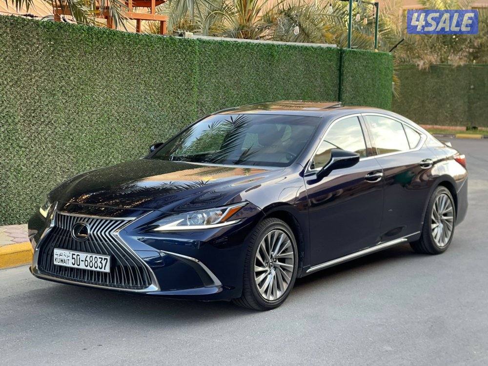 لكزس ES350 درجة الاولى موديل 2019 ماشي 82 الف صبغ الوكالة بحالة نادرة0