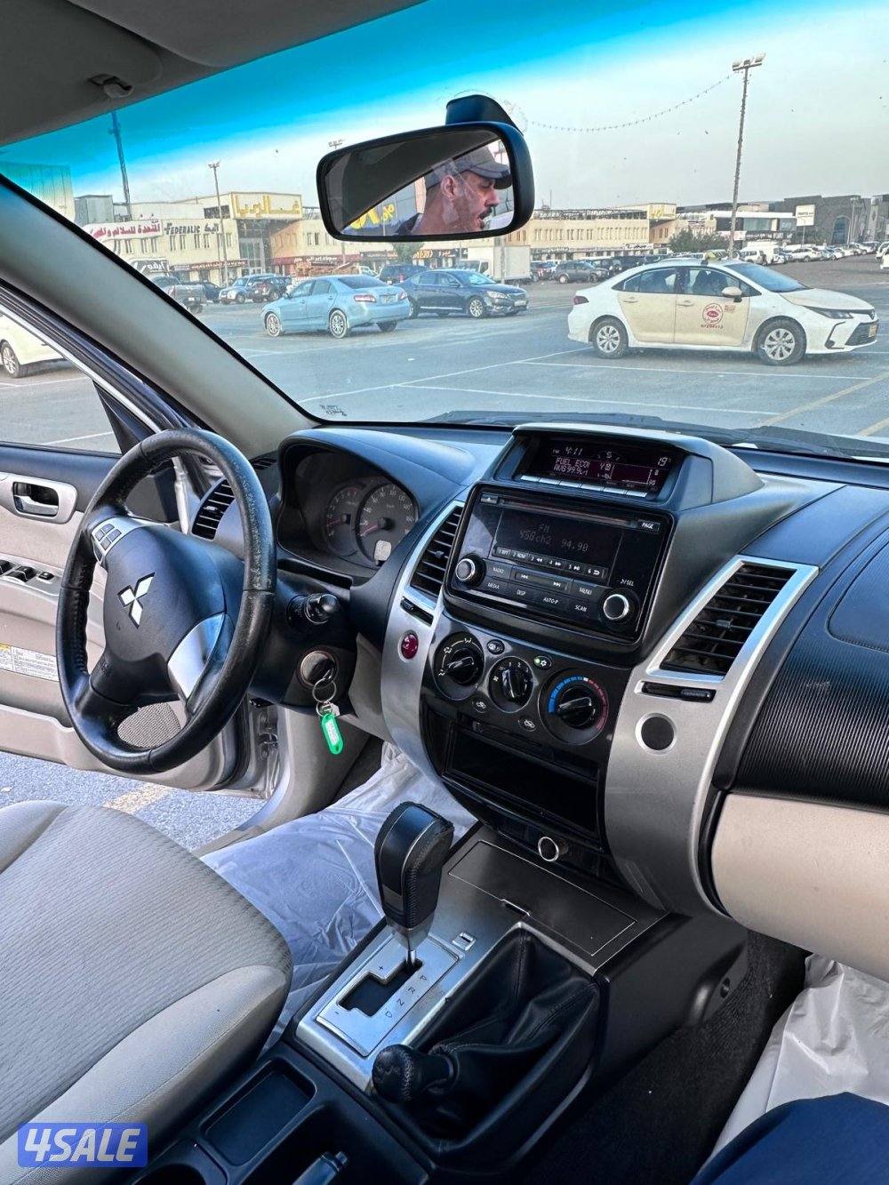 باجيرو سبورت موديل 2015 بحالة الوكاله5