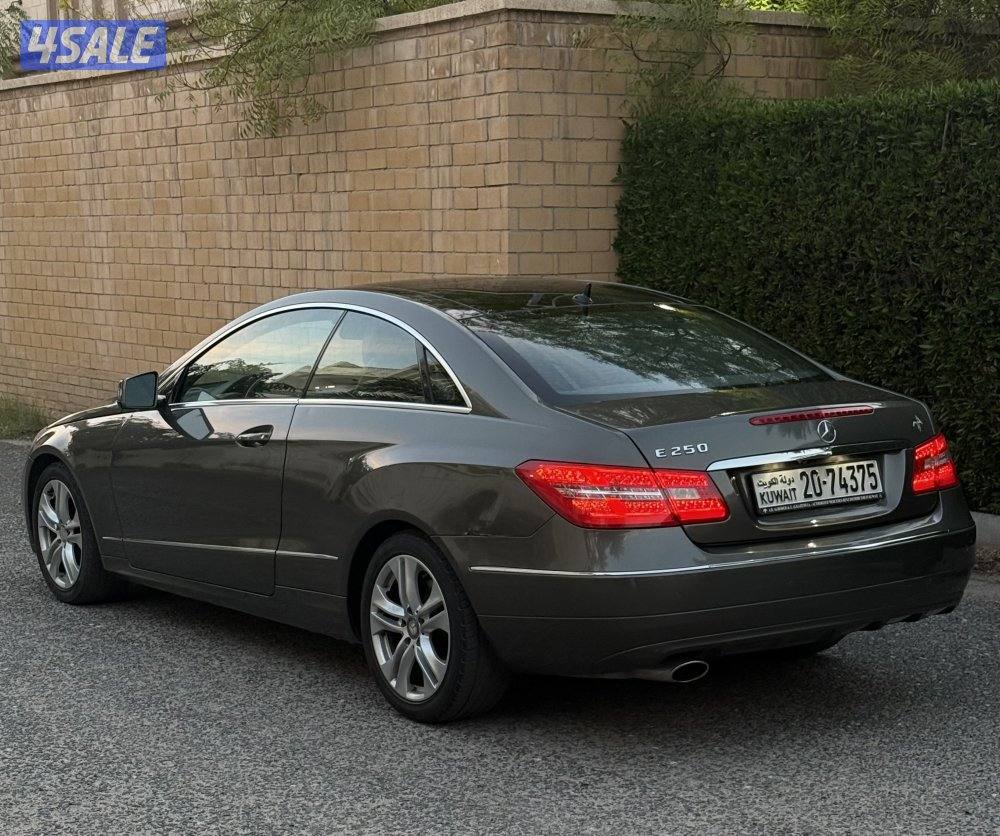 E250 كوبيه باب واحد موديل 2013 ماشي ١٦٠ الف شرط الفحص5