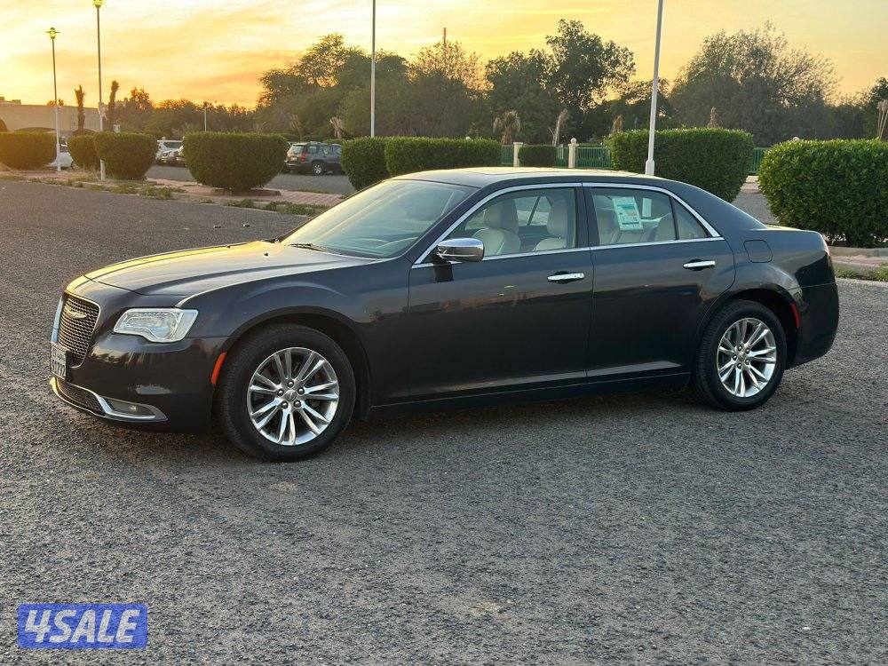 كرايسلر 300 موديل 20196