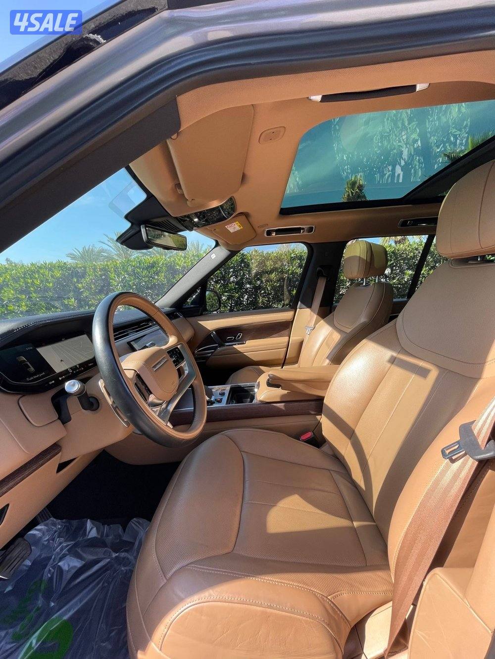 رنج روفر 6 سلندر HSE موديل 2022 ماشي 76 الف صبغ الوكالة بحالة نادرة6