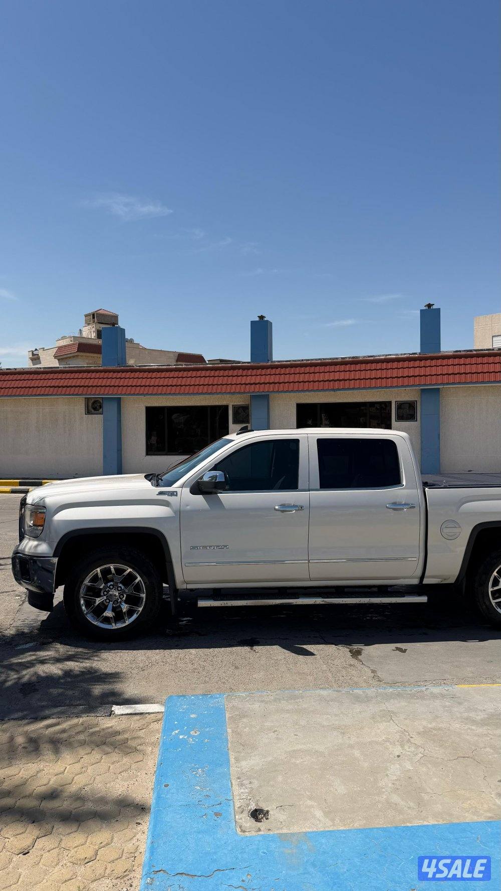 جمس سيرا  2015 SLT دبل قير فتحة كامل الموصفات Z71 اصلي4