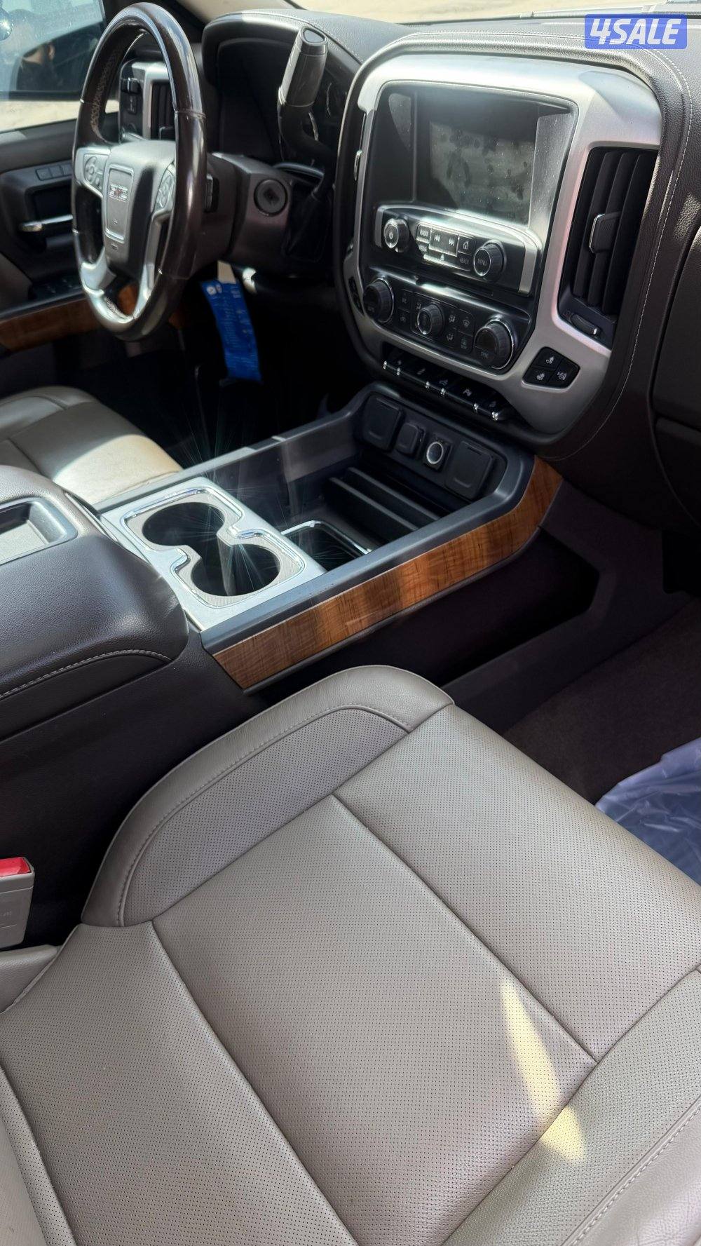 جمس سيرا  2015 SLT دبل قير فتحة كامل الموصفات Z71 اصلي12