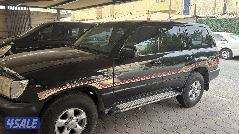 لاندكروزر ٢٠٠٤ قير عادي محول0