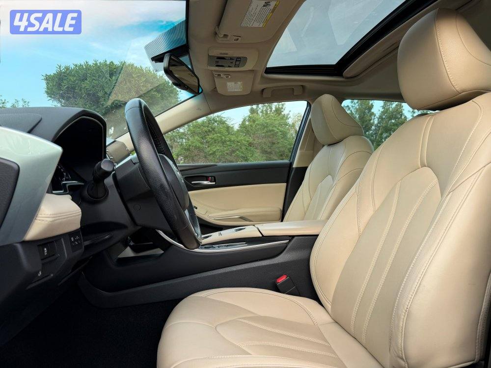 للبيع . تويوتا . افالون XLE . م 2019 .7