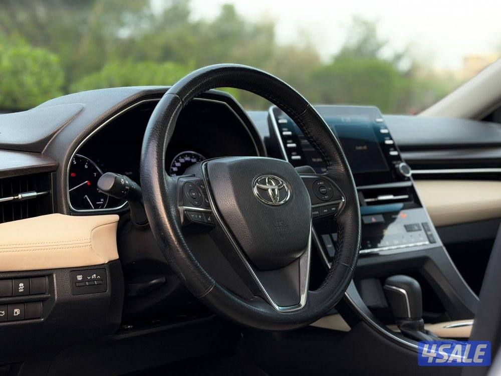 للبيع . تويوتا . افالون XLE . م 2019 .10