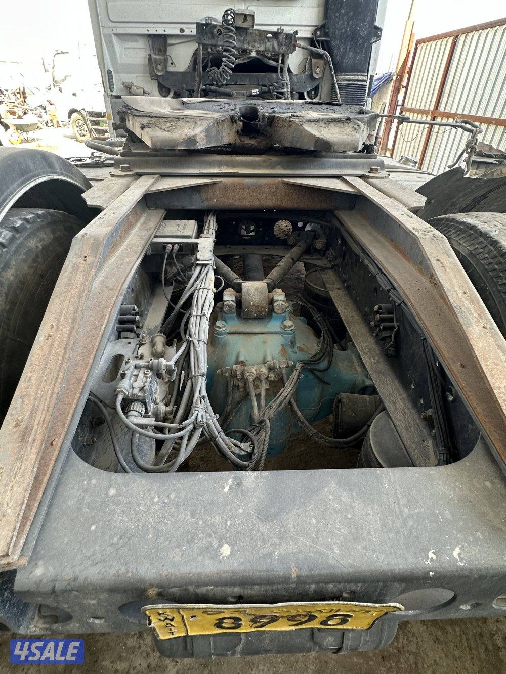 راس تريلا للبيع موديل20000