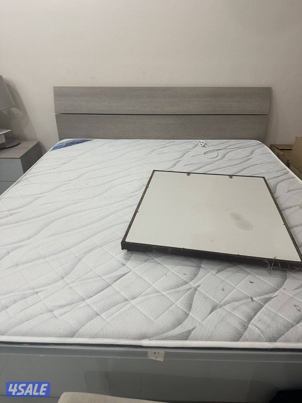 للبيع غرفه نوم جديده جدا جدا0