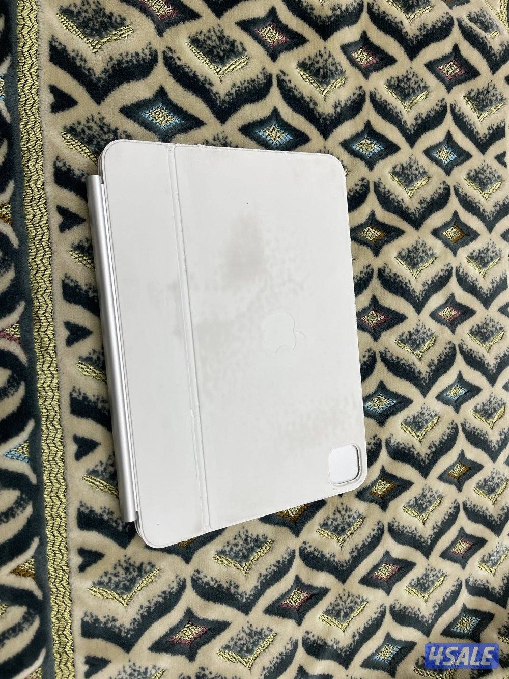 كيبورد ابل ماجيك الاصلي مقاس 11 انش نظيف حيل وشغال تمام m4وm55