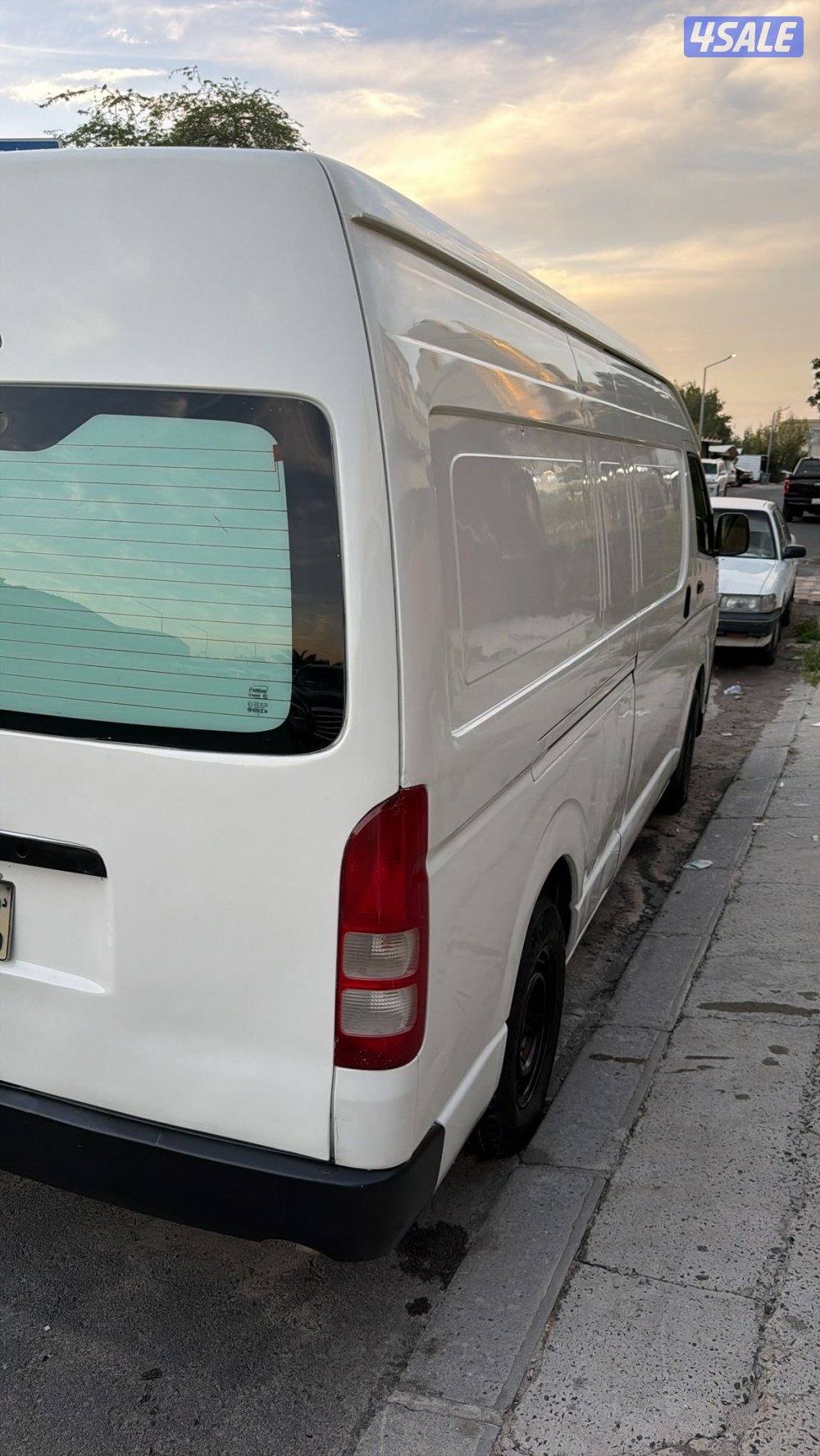 باص تويوتا للبيع نظيف جدا10