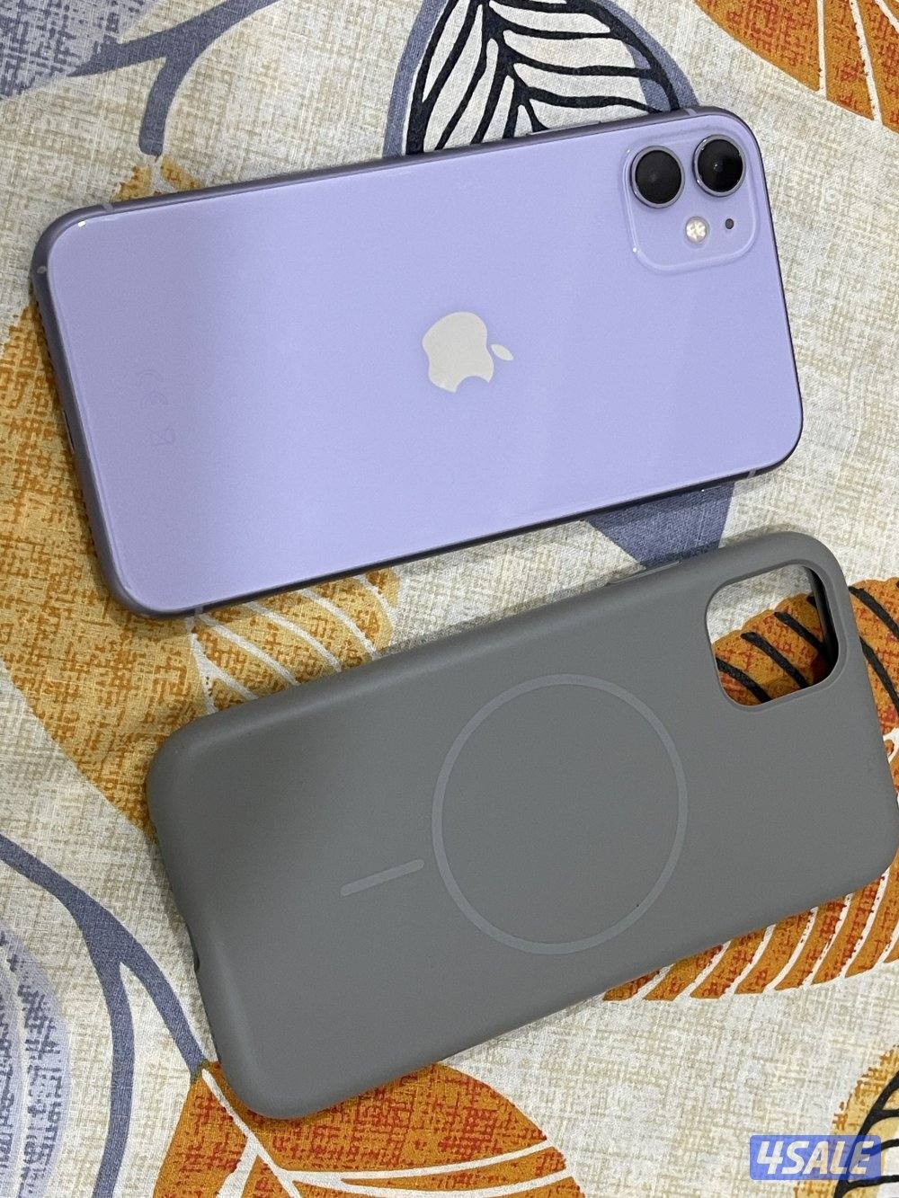 ايفون 11 بنفسجي 128 قيقا بطارية 74 مو مفتوح ولا مصلح مع كفر اصلي0