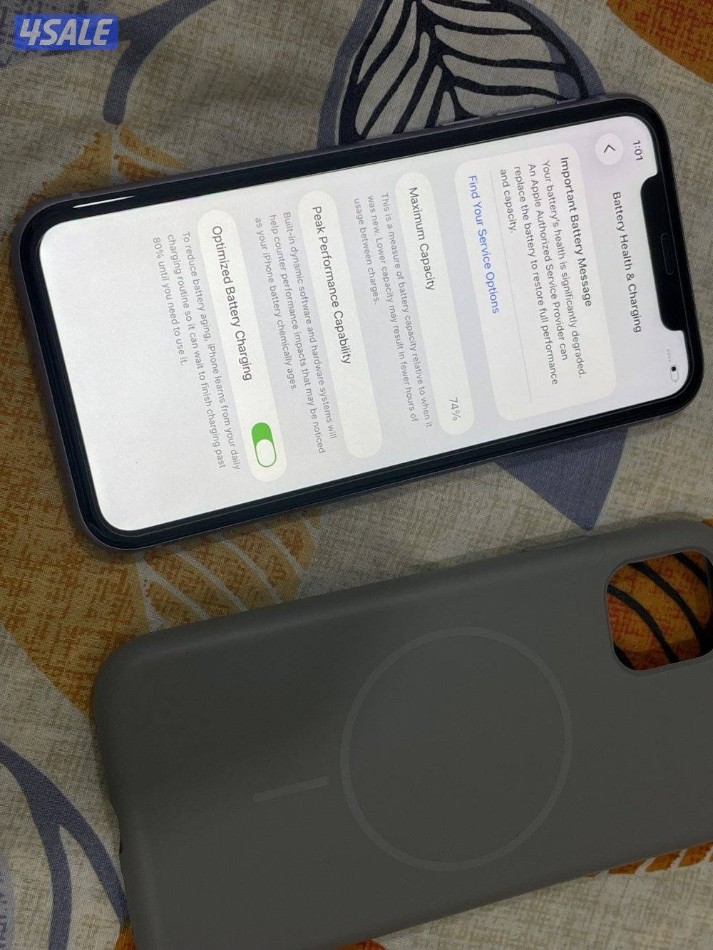 ايفون 11 بنفسجي 128 قيقا بطارية 74 مو مفتوح ولا مصلح مع كفر اصلي4