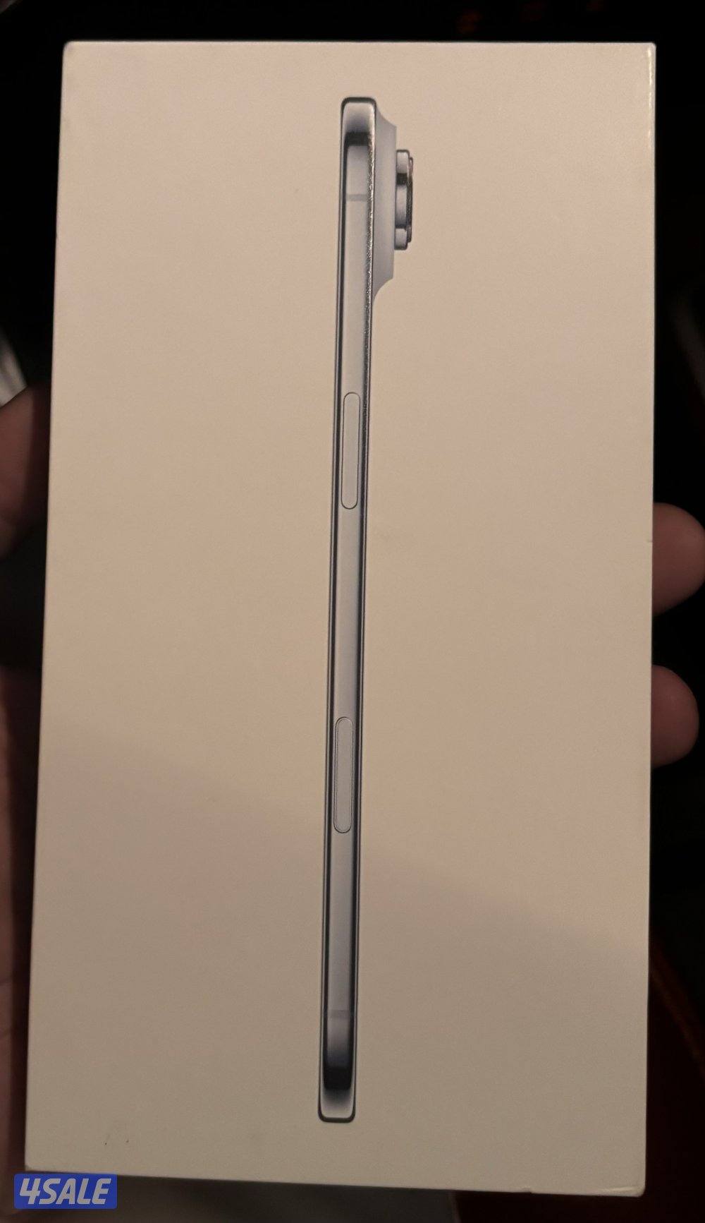 للبيع أيفون 17 آير1