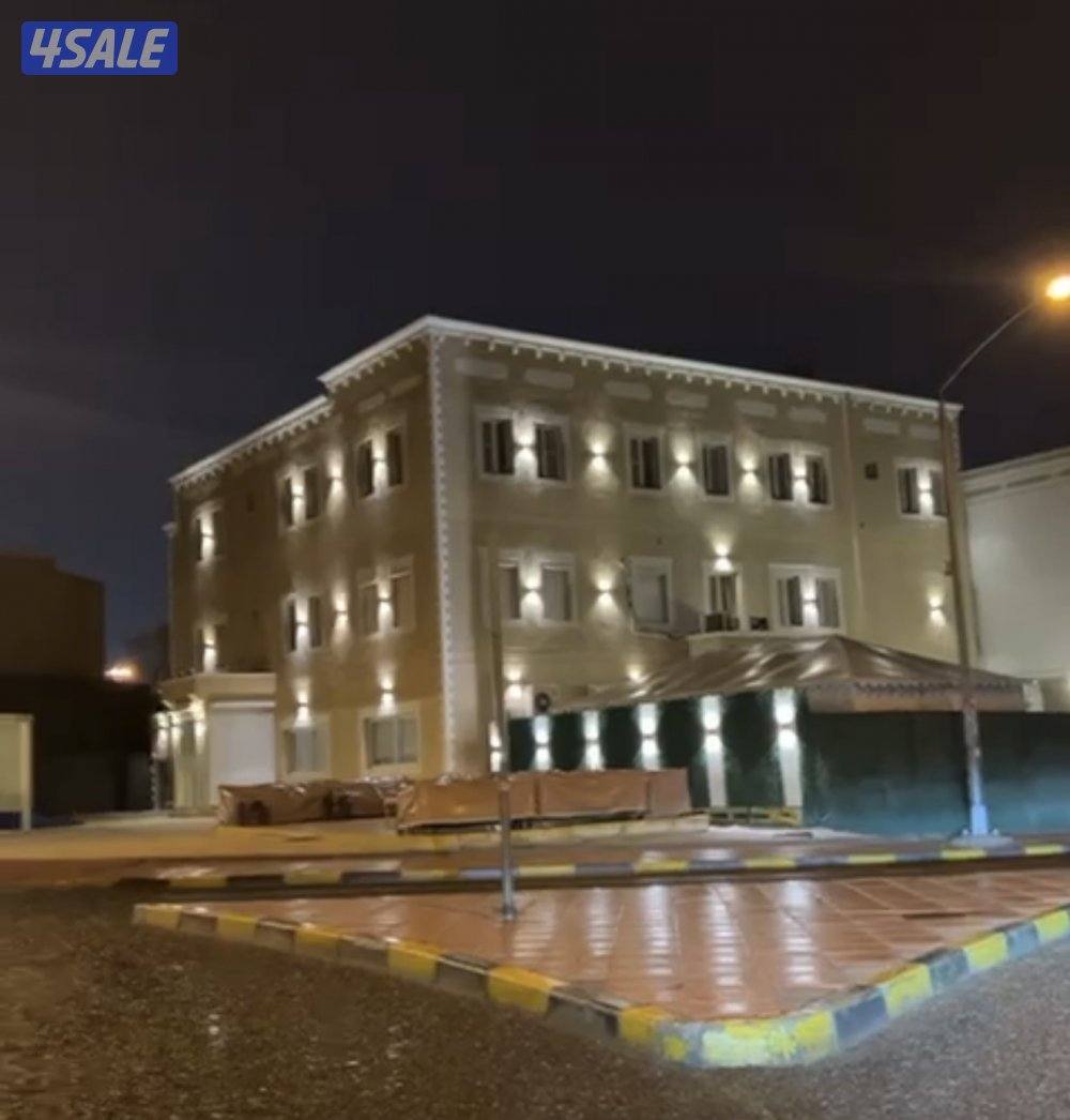 للأجار بيت في فهد الأحمد ٣ واجهات على دوار ق٢0