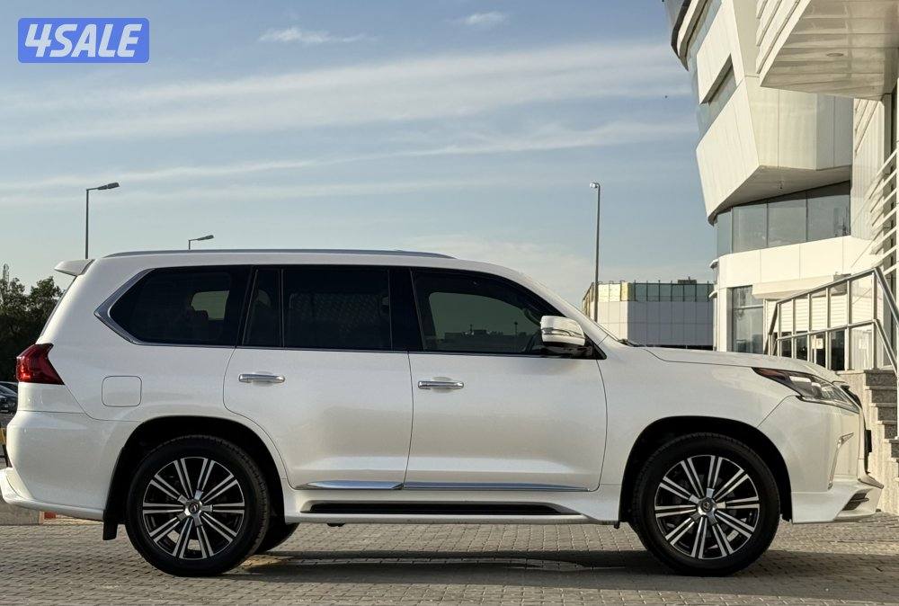 للبيع لكزس LX570 اسبورت موديل 20192