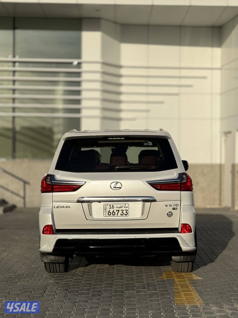 للبيع لكزس LX570 اسبورت موديل 20195