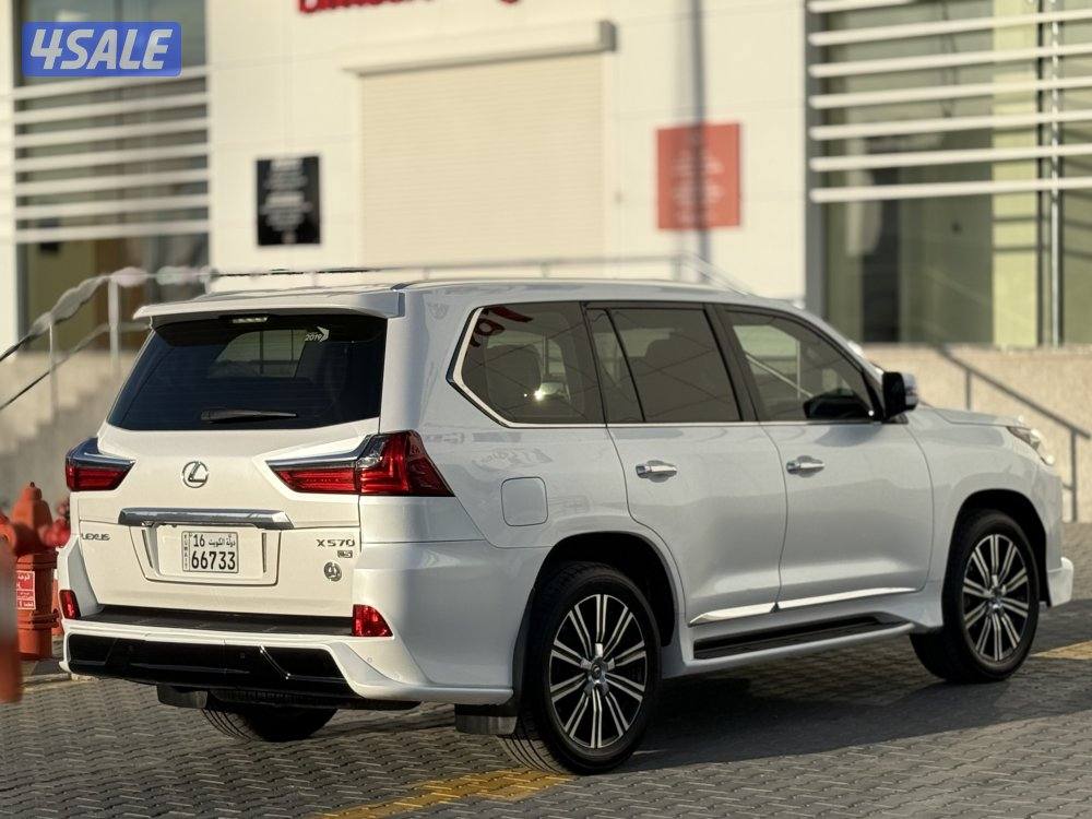 للبيع لكزس LX570 اسبورت موديل 20196