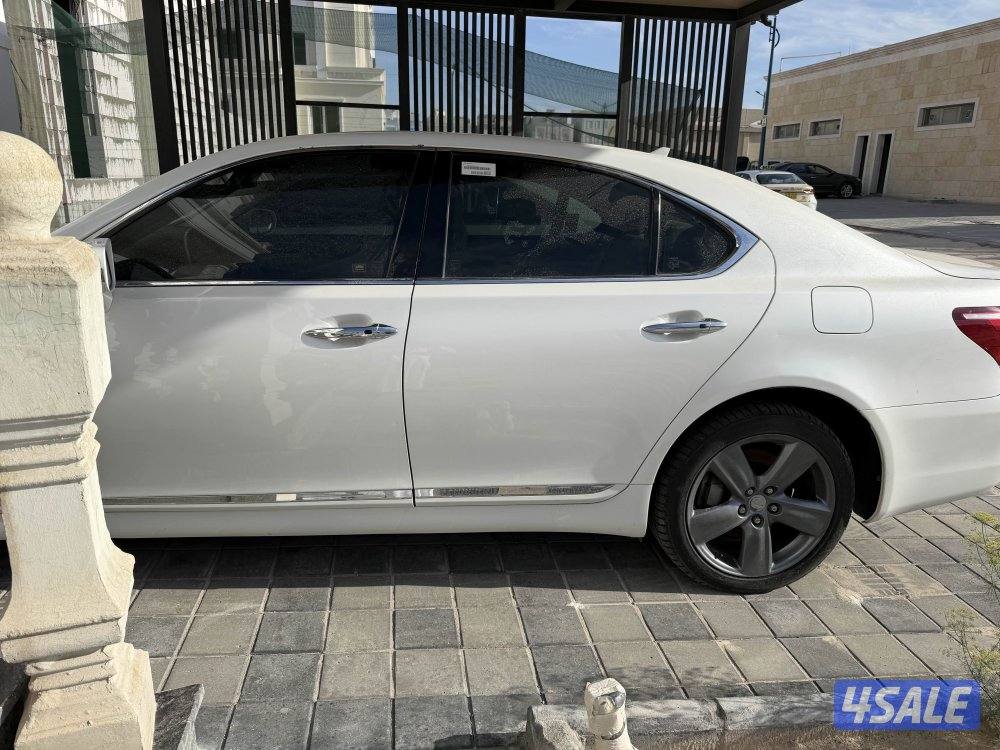 للبيع للكزس صالون موديل  2010 -460 امريكي  شورت0