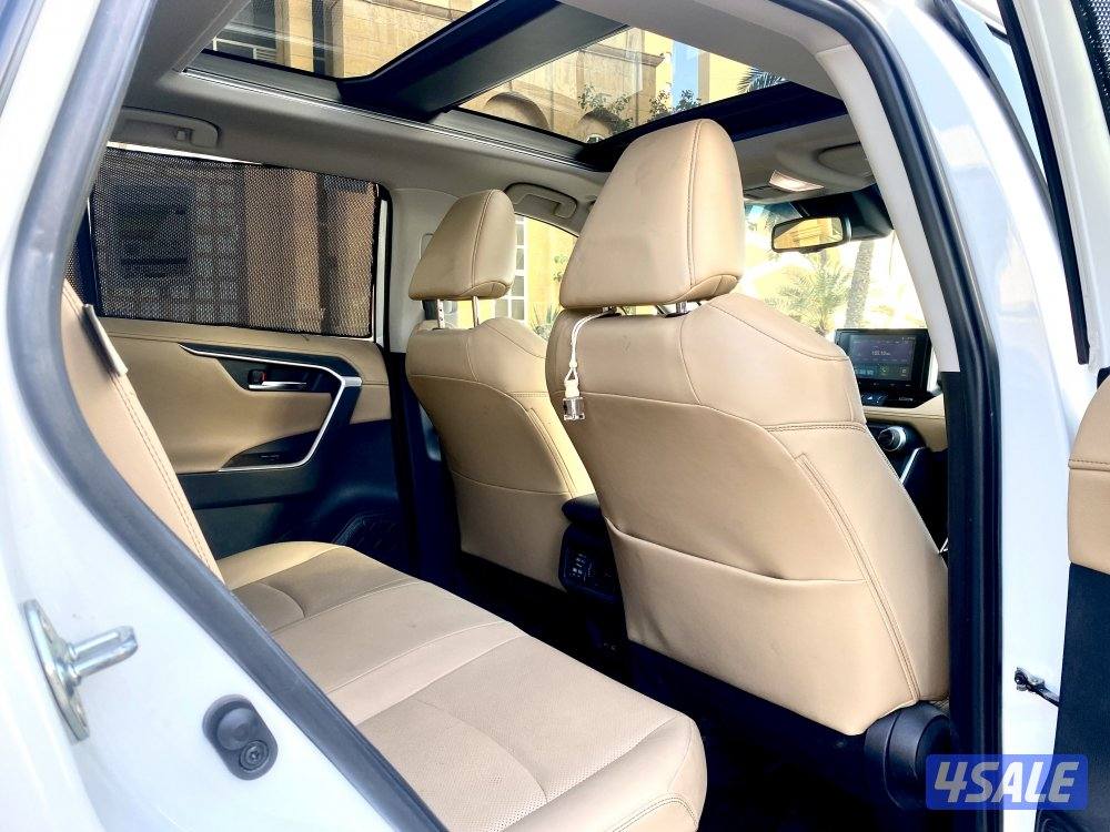 للبيع راف 4 الموديل 2023 ماشي 43 الف7