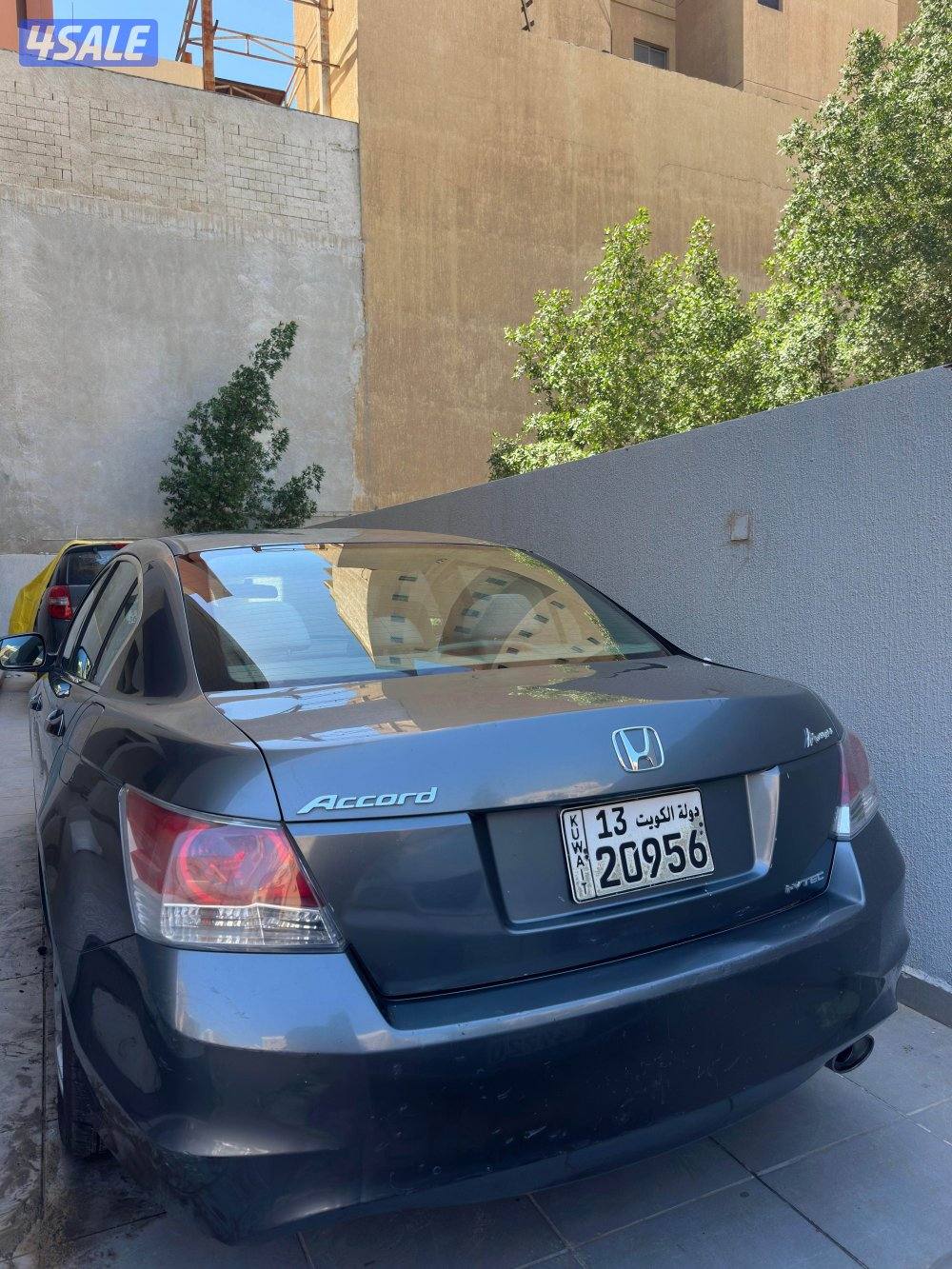 very good condition accident free,reliable car2