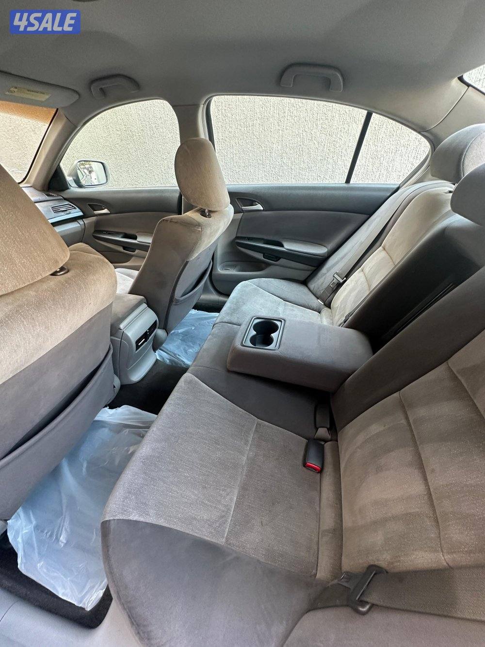 very good condition accident free,reliable car9