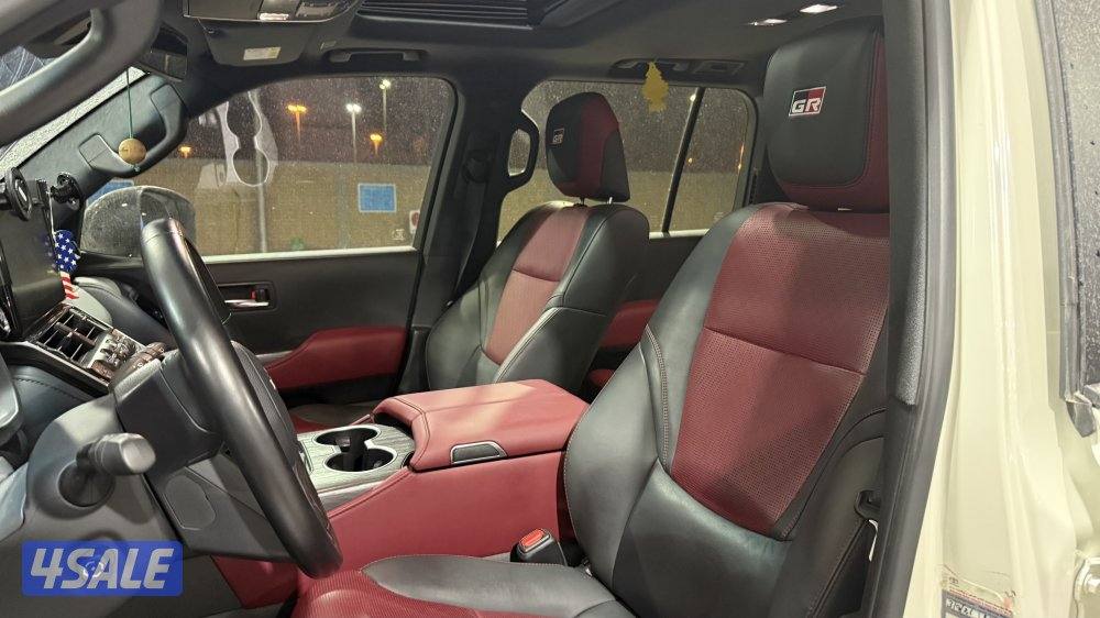 لاند كروزر GR3