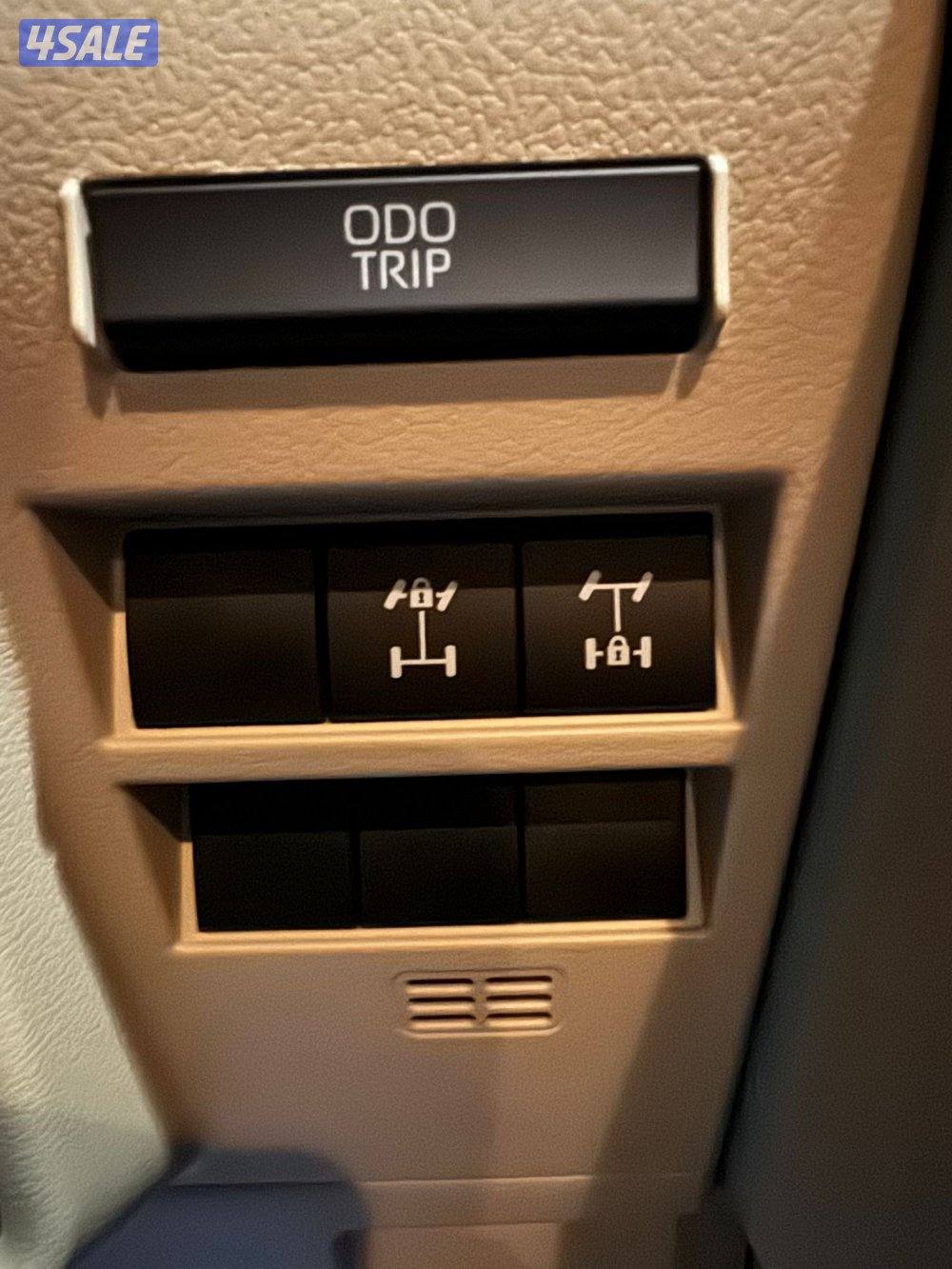 للبيع لاندكروزر GX  202515