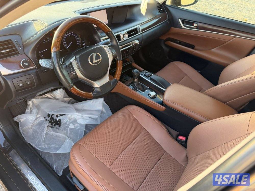 لكزس GS بحالة المصنع كالجديد1