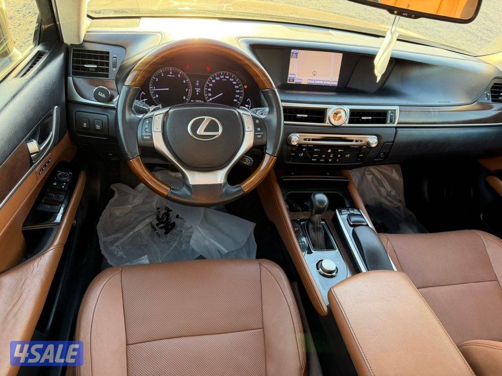 لكزس GS بحالة المصنع كالجديد8