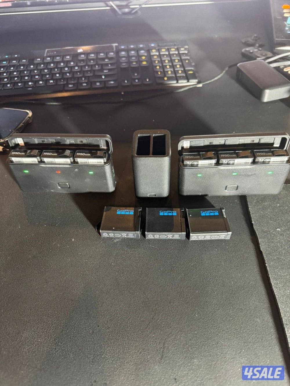 للبيع 3 كاميرات شبه جديد تحت الكفاله1