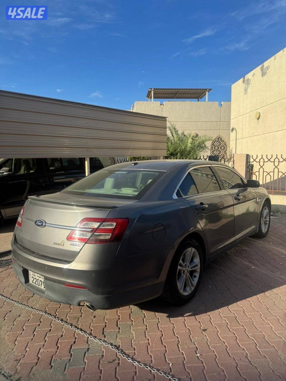 فورد تورس ٢٠١٣ لون رمادي فل كامل ٦ سلندر3