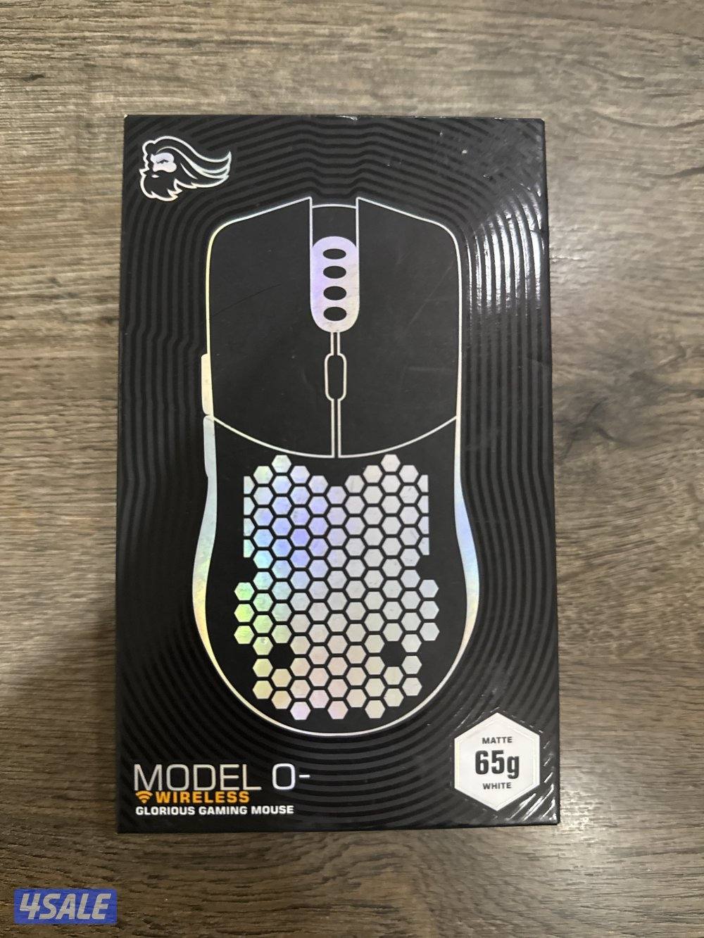 Mouse glorious model o- لاسلكي !0