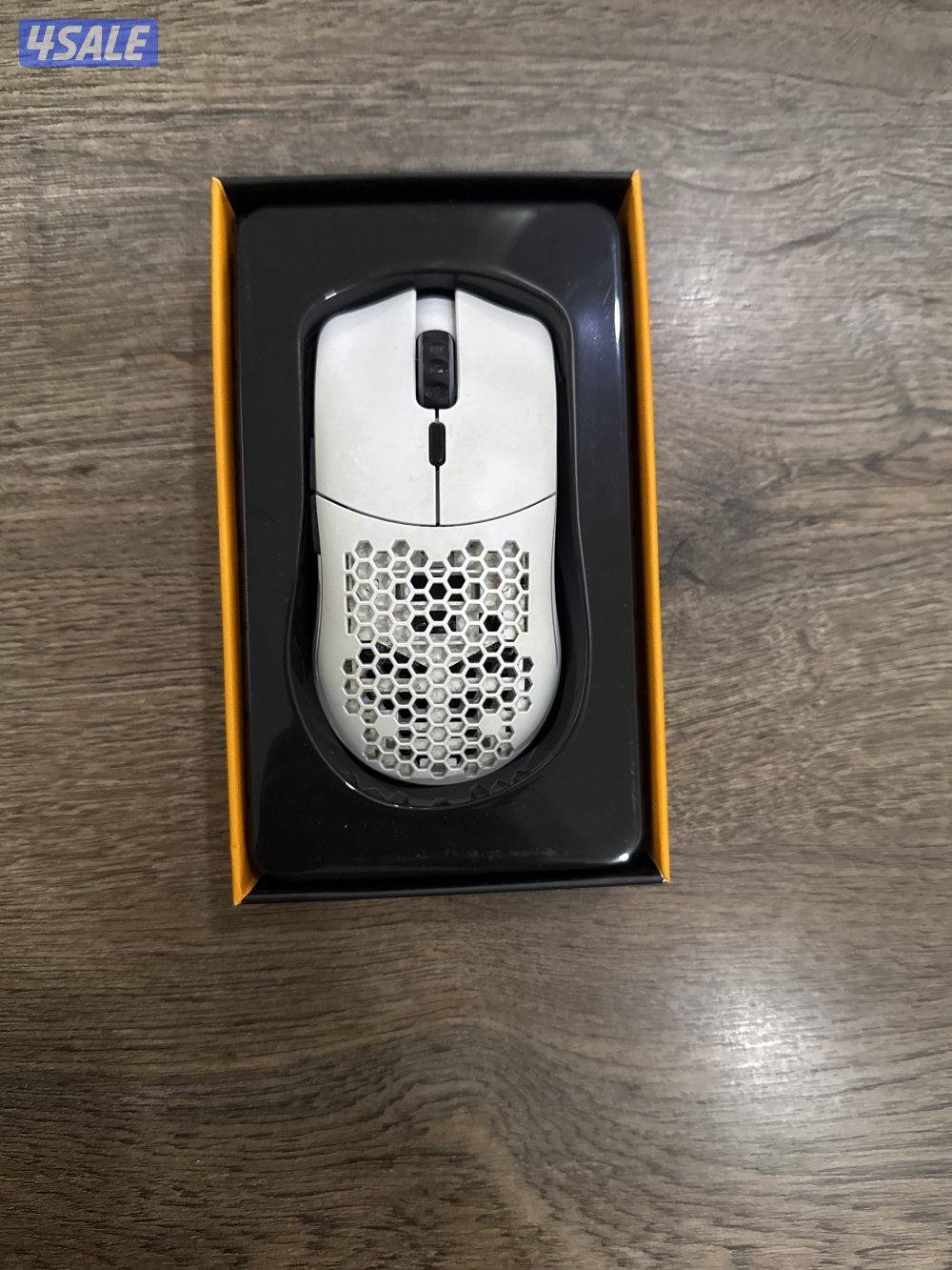 Mouse glorious model o- لاسلكي !1